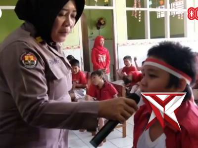 Polri Gelar Bakti Sosial dan Kesehatan di Yayasan Autis Surabaya
