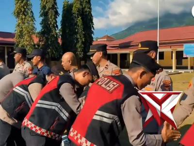 Apel Personel Polresta Tidore pasca Libur Lebaran di Lanjutkan Halal Bihalal