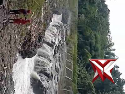 Evakuasi orang tenggelam - PoliceTube