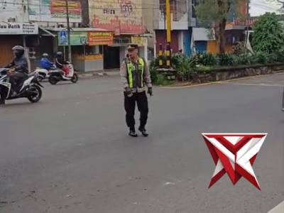 Poros Pagi Polsek Singosari - PoliceTube