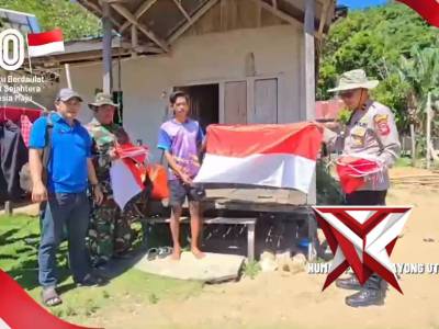 Polsek Pulau Maya Karimata bagikan bendera merah putih jelang Hari Kemerdekaan RI ke-80