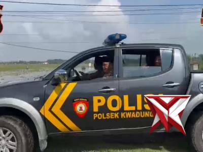 Anggota Polsek Kwadungan melaksanakan kegiatan &ldquo;JAMPI IBU&rdquo; (Jum&rsquo;at Manfaat Peduli Insan Membutuhkan)