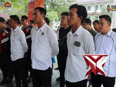 Pemeriksaan Senpi Dinas Polres Muara Enim