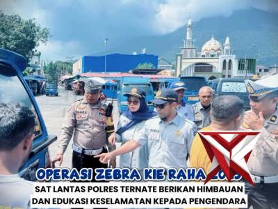Dalam rangka Operasi Zebra Kie Raha 2025, personel Sat Lantas Polres Ternate memberikan himbauan - PoliceTube