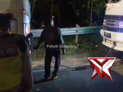 Update, Laka Truck tronton&mobil Elef di Km 37.000 jalur Gumitir.