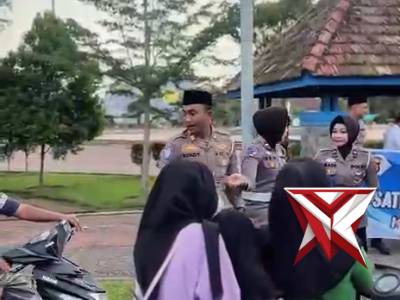 BERBAGI TAKJIL SATLANTAS POLRES MUBA