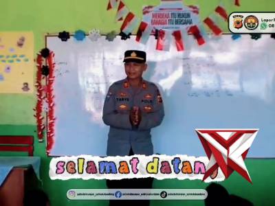 Kanit Binmas Polsek Cimenyan melaksanakan kegiatan Polisi Sahabat Anak - PoliceTube