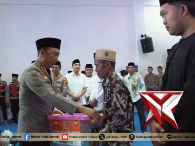 Kapolda Sumsel melaksanakan safari Ramadhan - PoliceTube