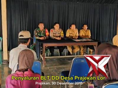 Bhabinkamtibmas dan Babinsa Desa Prajekan Lor monitoring penyaluran BLT-DD