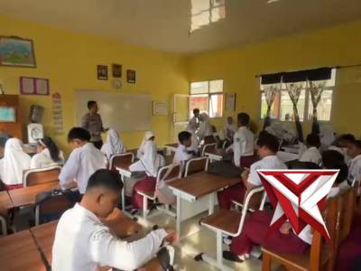 Personil Polsek Riau Silip Bersama Bhabinkamtibmas Sosialisasi Anti Bulying
