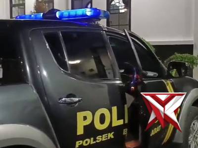 Polsek Barat tingkatkan patroli di Stasiun KA Magetan guna pantau arus penumpang serta mencegah tind