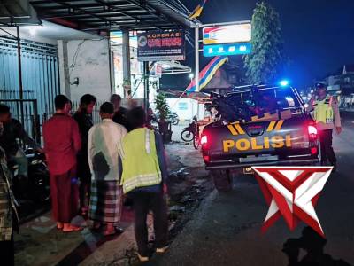 Quick respon menerima laporan kecelakaan - PoliceTube