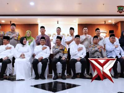 Sinergi Intelektual! Kapolda Sumsel Rangkul 16 Rektor se-Sumsel untuk Pembangunan Daerah

Irjen Pol