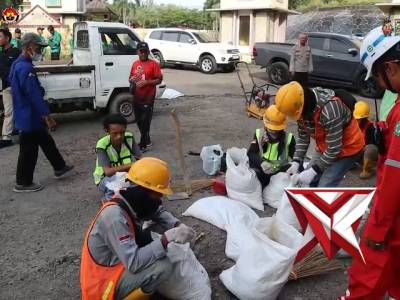 Polres Muara Enim Gelar Program Belida dukung Gerakan Indonesia Asri - PoliceTube