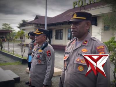 APEL PAGI POLRES YAHUKIMO YANG DI PIMPIN LANGSUNG OLEH KAPOLRES YAHUKIMO