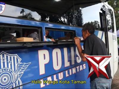 Sim keliling Satpas Polres Bontang - PoliceTube