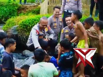 Kapolda Jawa Barat Irjen Pol. Dr. Rudi Setiawan, S.I.K., S.H., M.H. meresmikan Saung Lodaya