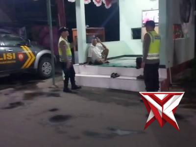 Patroli poskamling polsek ngariboyo di dkh panasan