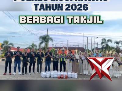 Duta Lantas Polres Musi Rawas 2026 Berbagi Takjil, Tebar Kepedulian di Depan Mako