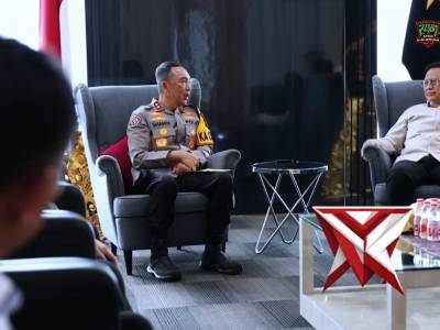 Polri untuk masyarakat