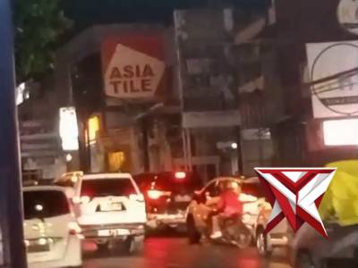 Pengawasan titik kepadatan kendaraan - PoliceTube