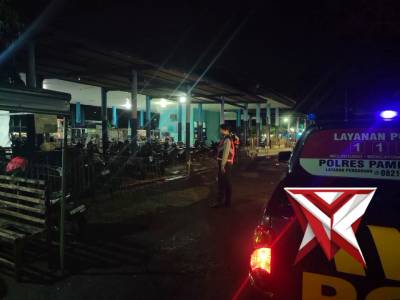 Antisipasi gangguan kamtibmas polsek tlanakan melaksanakan patroli pantau spbu dan terminal - PoliceTube