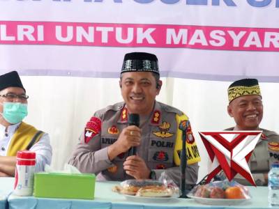 Polres Jakpus Gelar Jum'at Peduli Sekaligus Resmikan Rakyat Auto Mart ke-5 di Johar Baru.