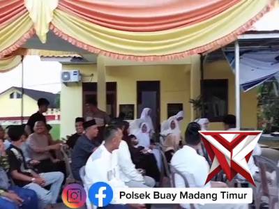 POLSEK BMT: MELAKSANAKAN KEGIATAN BUKA BERSAMA BESERTA BHAYANGKARI DAN PERSONEL POLSEK BMT