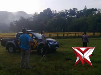 Patroli Antisipasi Penerbangan Balon Udara tanpa awak dan Petasan di wilayah Kecamatan Ngrayun.