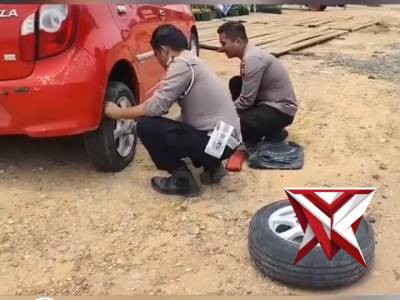 Aksi sigap dan penuh kepedulian kembali ditunjukkan jajaran Satlantas Polres Rohil. Di tengah arus m