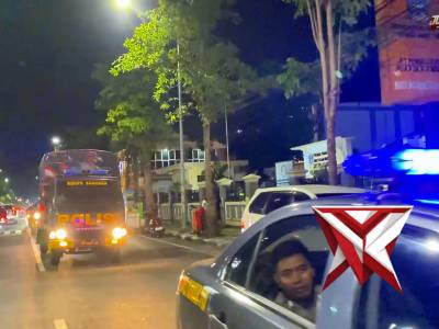 PATROLI HARKAMTIBMAS DALAM RANGKA OPS KETUPAS SEMERU 2026