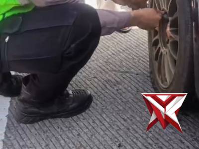 Alhamdulillah, Pemudik Singgah di Rest Area 538 B Sragen Terbantu Petugas Saat Alami Ban Bocor Pet - PoliceTube