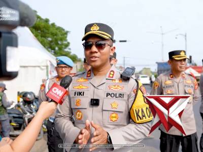 Live Report dan tali Asih Kapolres Karawang di Pos Pam Tanjung Pura