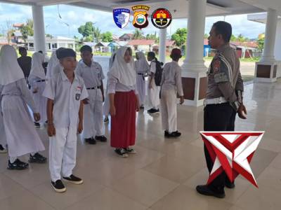 SATLANTAS POLRES HALMAHERA TENGAH GELAR PEMBINAAN DAN PELATIHAN POLISI CILIK - PoliceTube