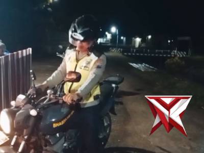 Sambang Pos Kamling Binmas Polsek Sruweng - PoliceTube