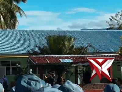 UPACARA BENDERA YANG DI PIMPIN LANGSUNG OLEH KAPOLRES LEBONG