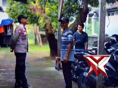 Bhabinkamtibmas Sambang Warga - PoliceTube