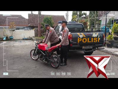 Kanit Binmas Aiptu Udin Vanjaya berikan himbauan kepada pembalap liar saat di amankan. - PoliceTube