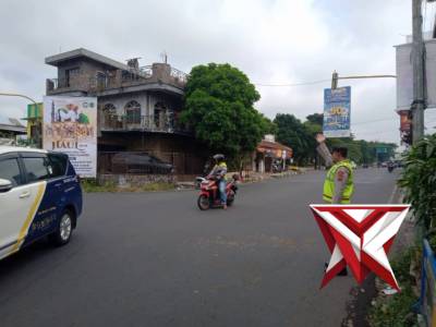 Poros sore - PoliceTube