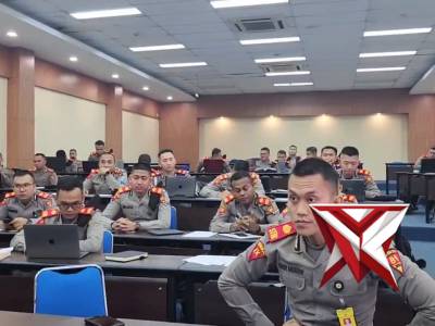 VIDIO PEMBELAJARAN MATKUL POLMAS Dr. Halimah, S.K.M., M.M.