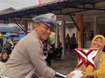 Hari Bhayangkara Ke-78
Indahnya Berbagi?