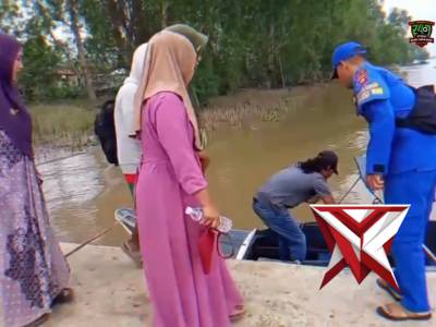 Polda Sumsel terus berinovasi dalam memberikan pelayanan tanpa batas. Kini, Kapal Pol V-1027 Upang t - PoliceTube