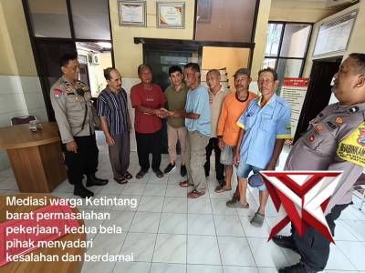 Polsek Gayungan Mediasi Warga Ketintang - PoliceTube