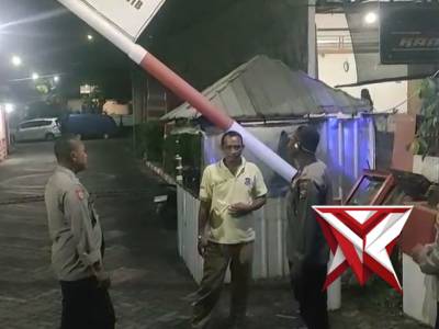 Patroli pemukiman penduduk