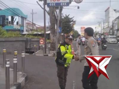 Patroli Dialogis  Anggota Polsek Kepanjen