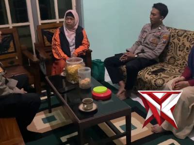 Kapolsek Tumpang melaksanakan Kegiatan Silaturahmi dengamas kec Tumpang dalam rangka Harkamtibmas