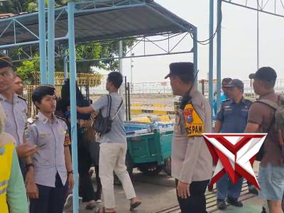 Giat PAM Kedatangan kapal Express Bahari 6F situasi Aman terkendali
