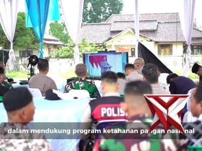 Polres OKI bersama jajaran Forkopimda OKI melaksanakan kegiatan penanaman jagung serentak Kuartal 1