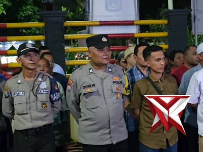 Apel kesiapan pam swakarsa Polsek Wiyung - PoliceTube