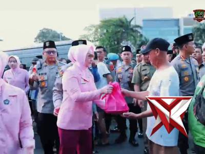 KAPOLDA SUMSEL DAN BHAYANGKARI CEK POS PENGAMANAN OPS KETUPAT 2026, BAGIKAN TALI ASIH HINGGA TAKJIL